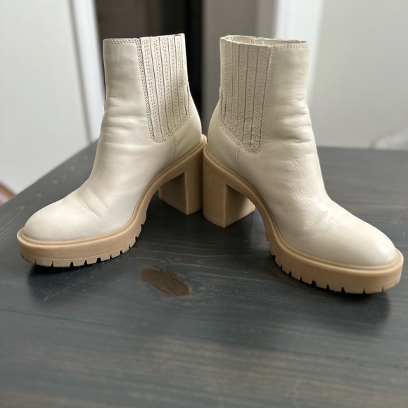 Caster H2O Dolce Vita Waterproof Ivory Leather Booties - Picture 3 of 8